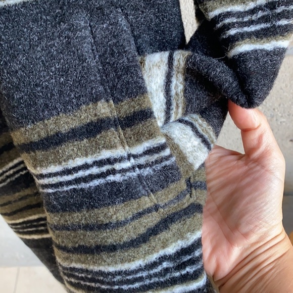 🤍Tribal Open Front Drape Sweater in Moss Colorway - Picture 9 of 17